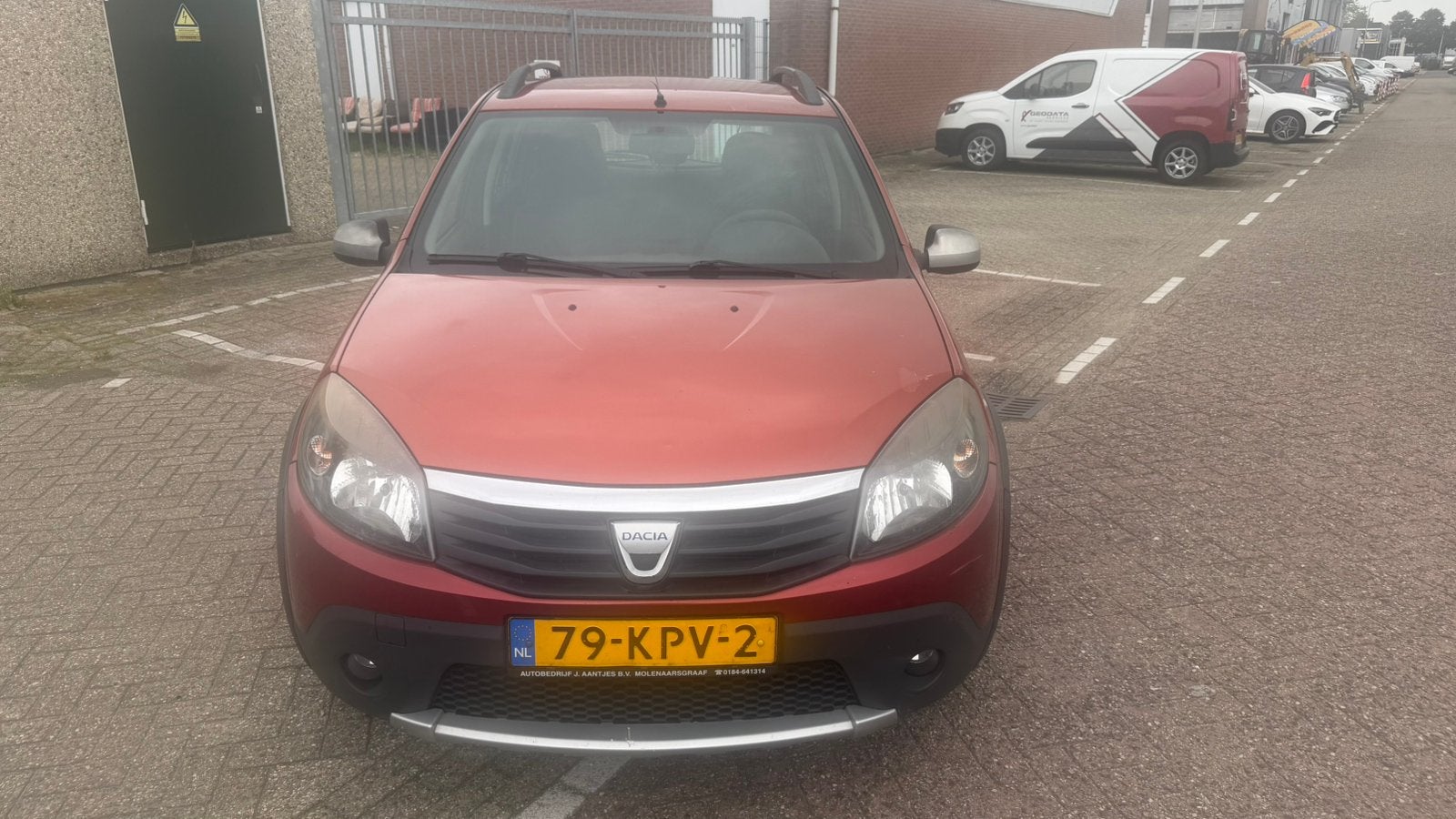 Dacia Sandero Stepwave  1.6 MPI 2010 Apk Airco Nap Netjes, Auto's, 40 €/maand, 4 cilinders, 1070 kg, Origineel Nederlands