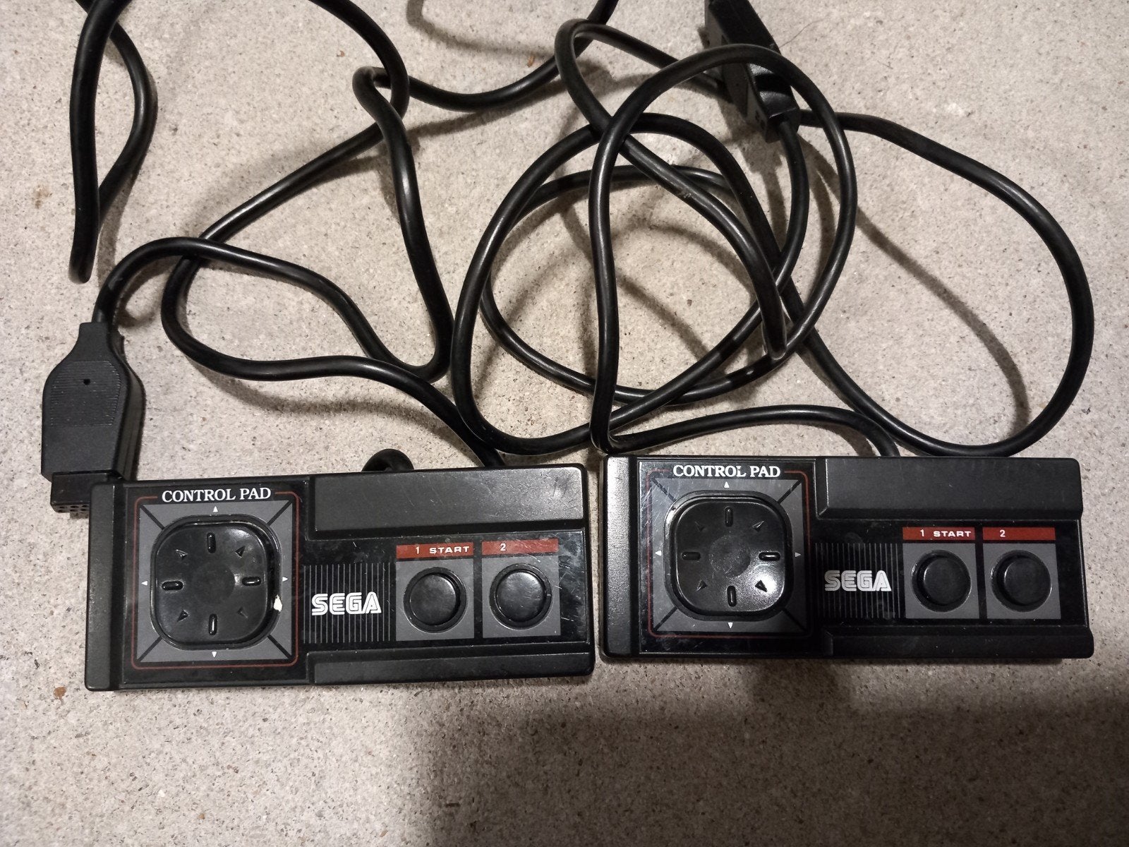Sega controles, Ophalen, 2 spelers, Zo goed als nieuw, Vanaf 3 jaar