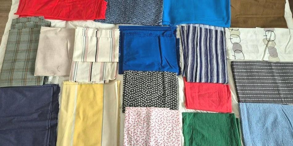 Diverse nieuwe lappen stof - complete partij, Hobby en Vrije tijd, Stoffen en Lappen, Overige materialen, Overige kleuren, Nieuw