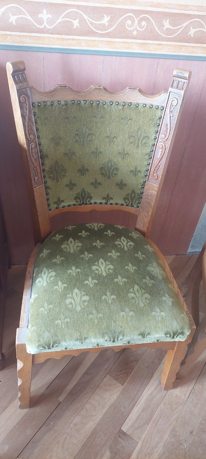 2 leuke oude stoeltjes, Ophalen