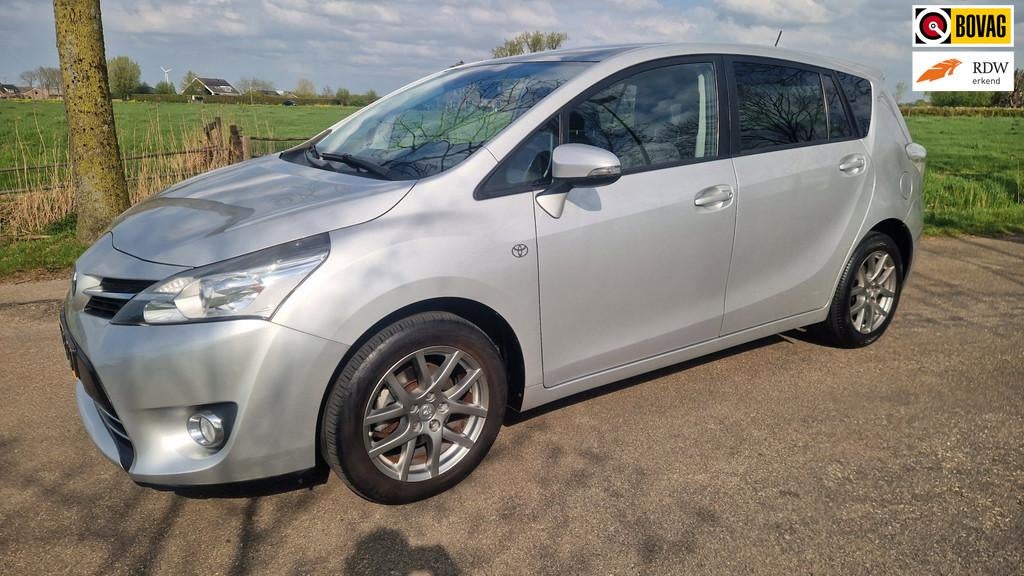 Toyota Verso 1.6 VVT-i Business Panoramadak , 7 persoons , T, Auto's, Toyota, Euro 5, Gebruikt, 4 cilinders, 132 pk