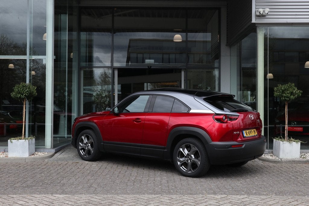 Mazda MX-30 e-Skyactiv EV 145 Luxury Modern 360 Camera / Sch, Auto's, Mazda, 145 pk, Gebruikt, 35 kWh, Leder en Stof