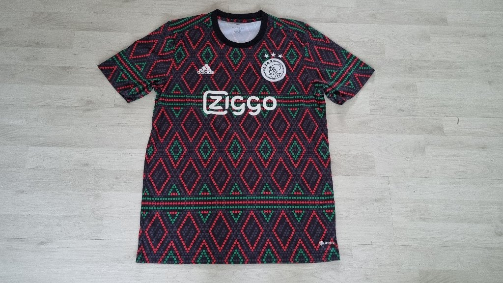 Ajax Warming Up Shirt! Seizoen 22/23! Daily Paper! Mt XS!, Nieuw, Ophalen of Verzenden, Voetbal, Rood