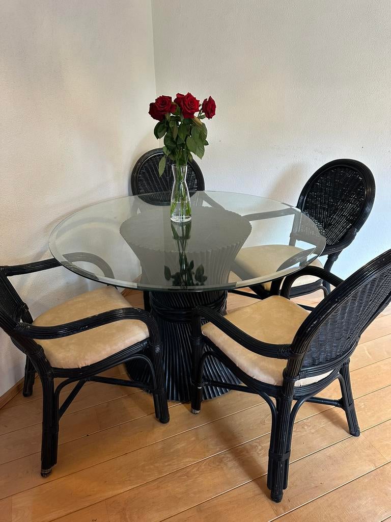 Luxe eettafel set , glas + 4 stoelen met leren zitting– €135, Huis en Inrichting, Ophalen, Gebruikt, 4 tot 6 stoelen
