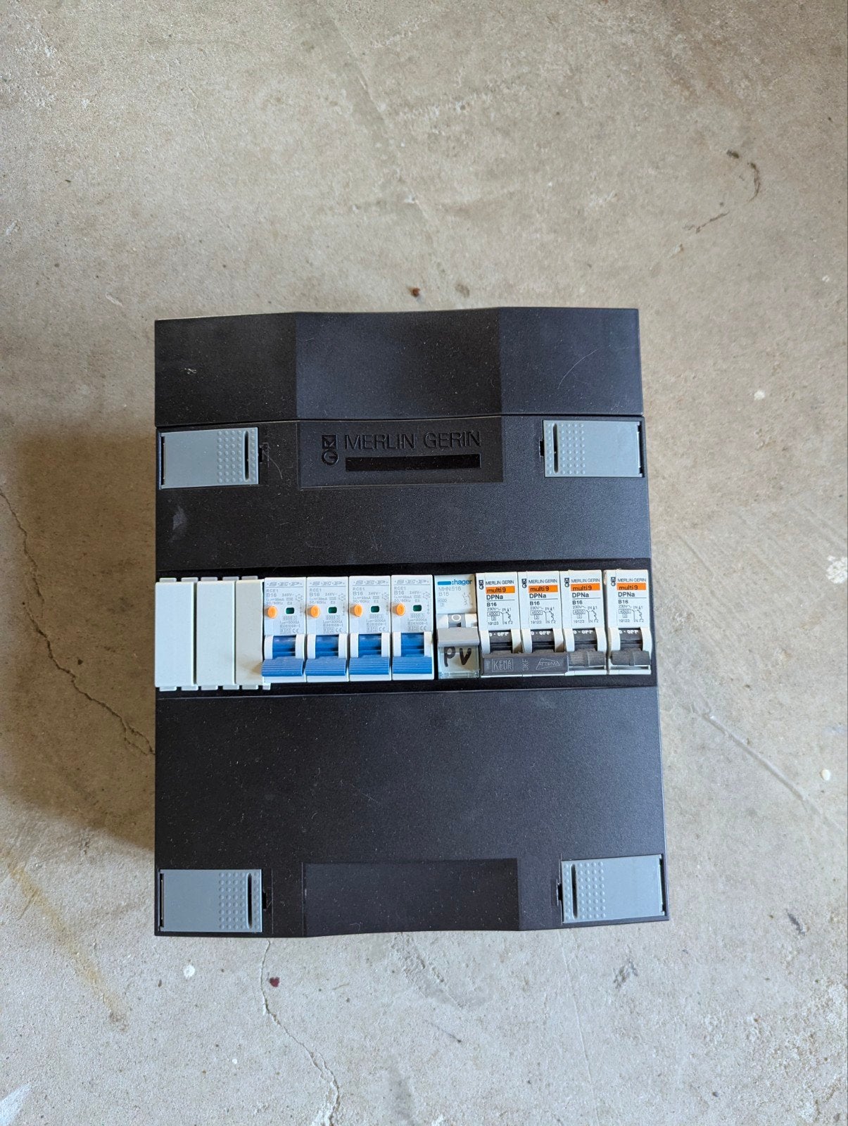 Merlin Gerin Groepenkast met Installatieautomaten, Ophalen, Zo goed als nieuw, Overige merken, Overige typen