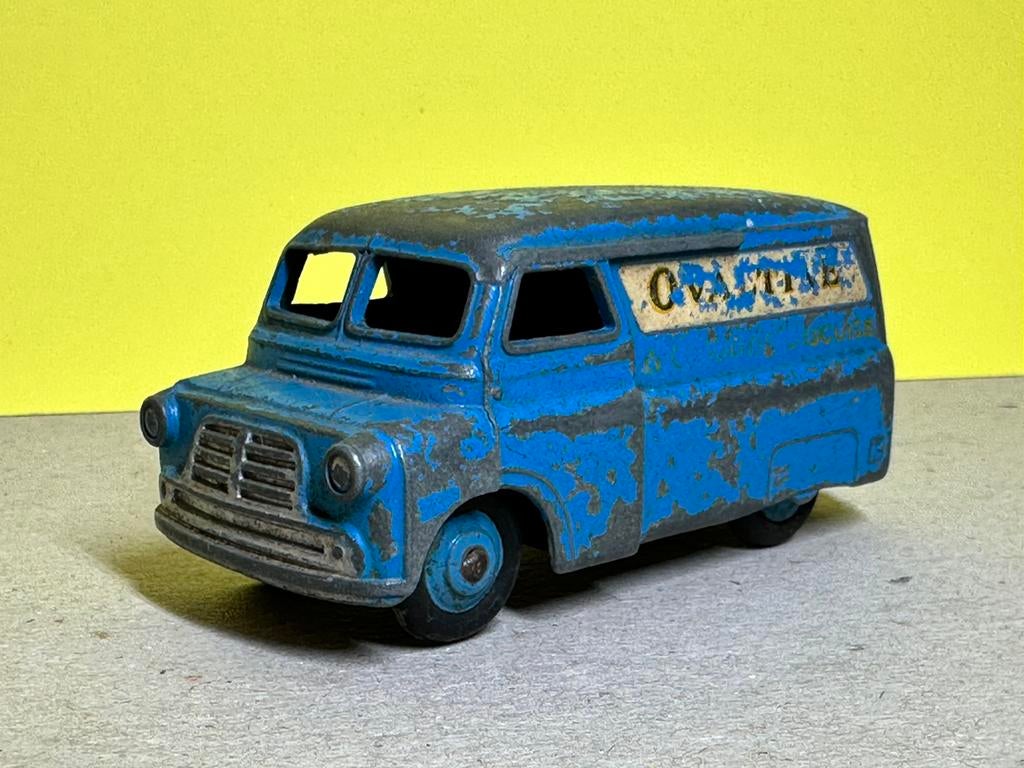 Dinky Toys 481 Bedford 'Ovaltine', Ophalen of Verzenden, Zo goed als nieuw, Bus of Vrachtwagen, Dinky Toys