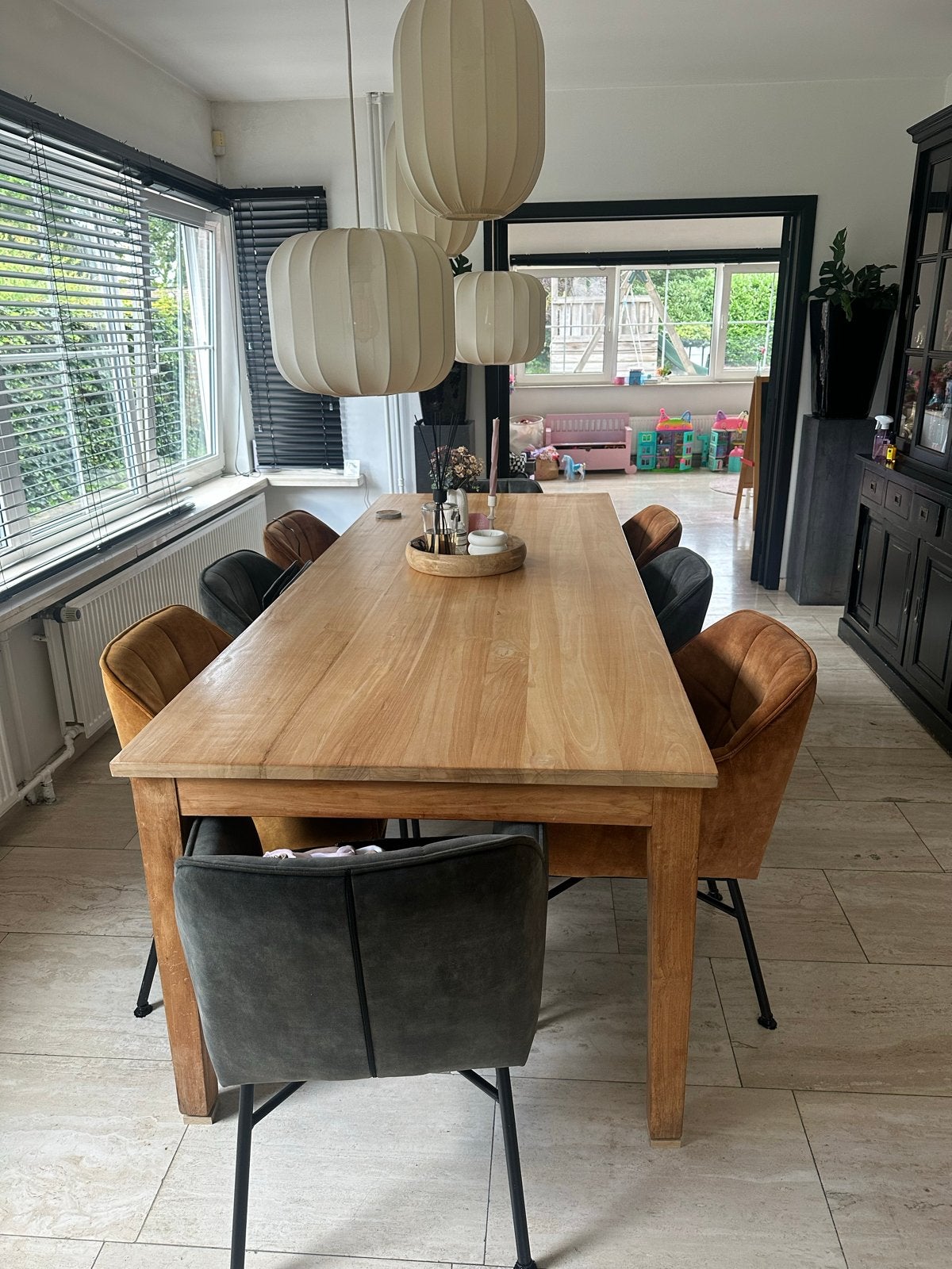 Robuuste houten eettafel - Ideaal voor grote gezinnen, Ophalen, Gebruikt, 100 tot 150 cm, 200 cm of meer