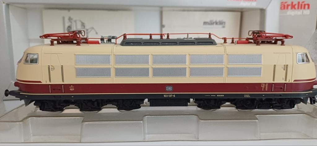 Märklin 39579 Locomotief TEE BR 103 Elektrische pantografen., Wisselstroom, Locomotief, Ophalen of Verzenden, Zo goed als nieuw