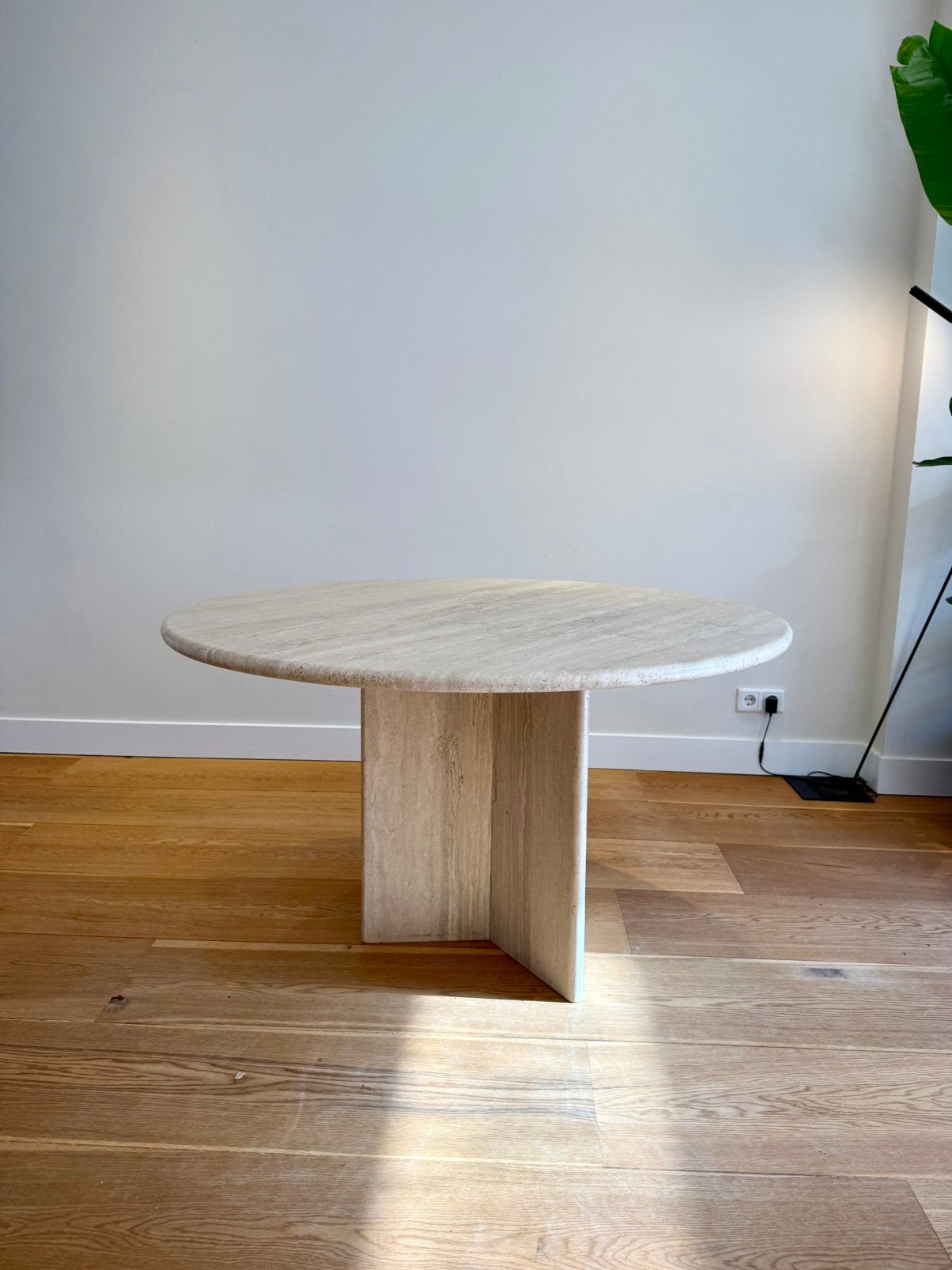 Vintage travertin eettafel, Huis en Inrichting, Tafels | Eettafels, Ophalen of Verzenden, Zo goed als nieuw, Overige materialen