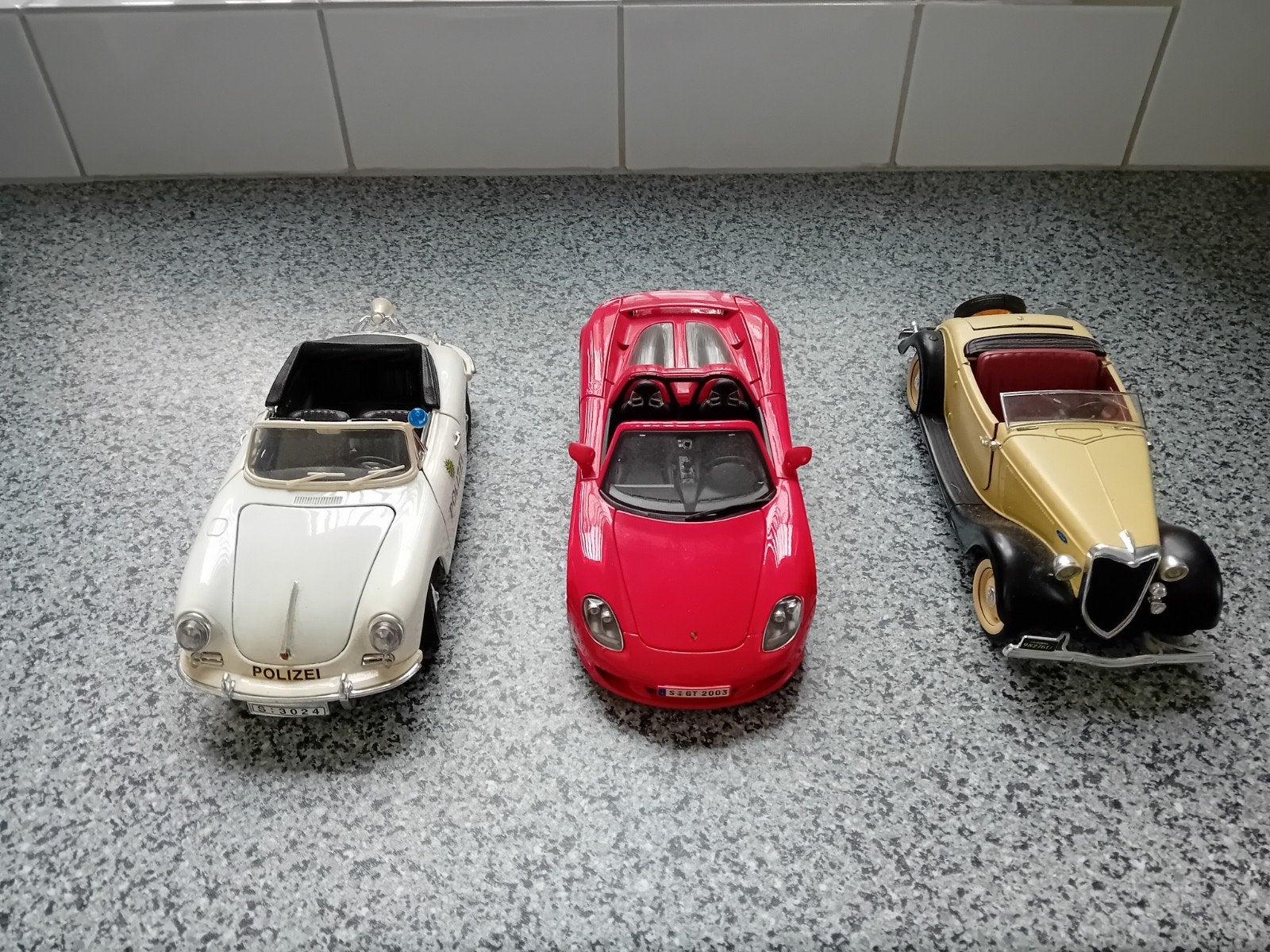 Modelauto's schaal 1:18 6 stuks, Ophalen, Bburago