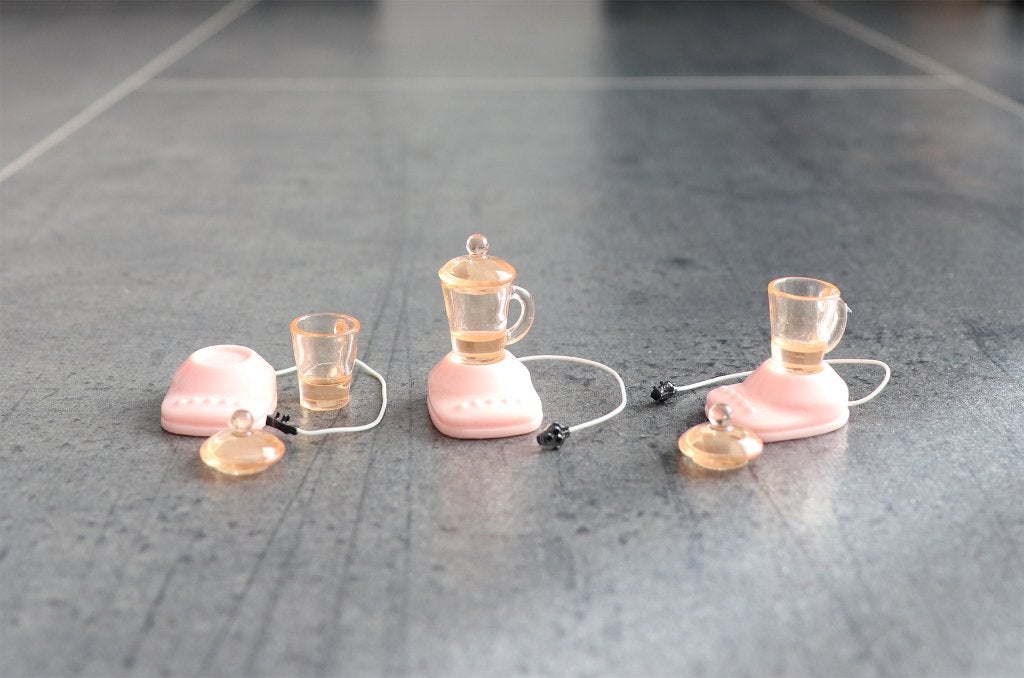Blender met kan en deksel keuken miniatuur nieuw 1:12 Roze, Ophalen of Verzenden, Nieuw, Decoratie