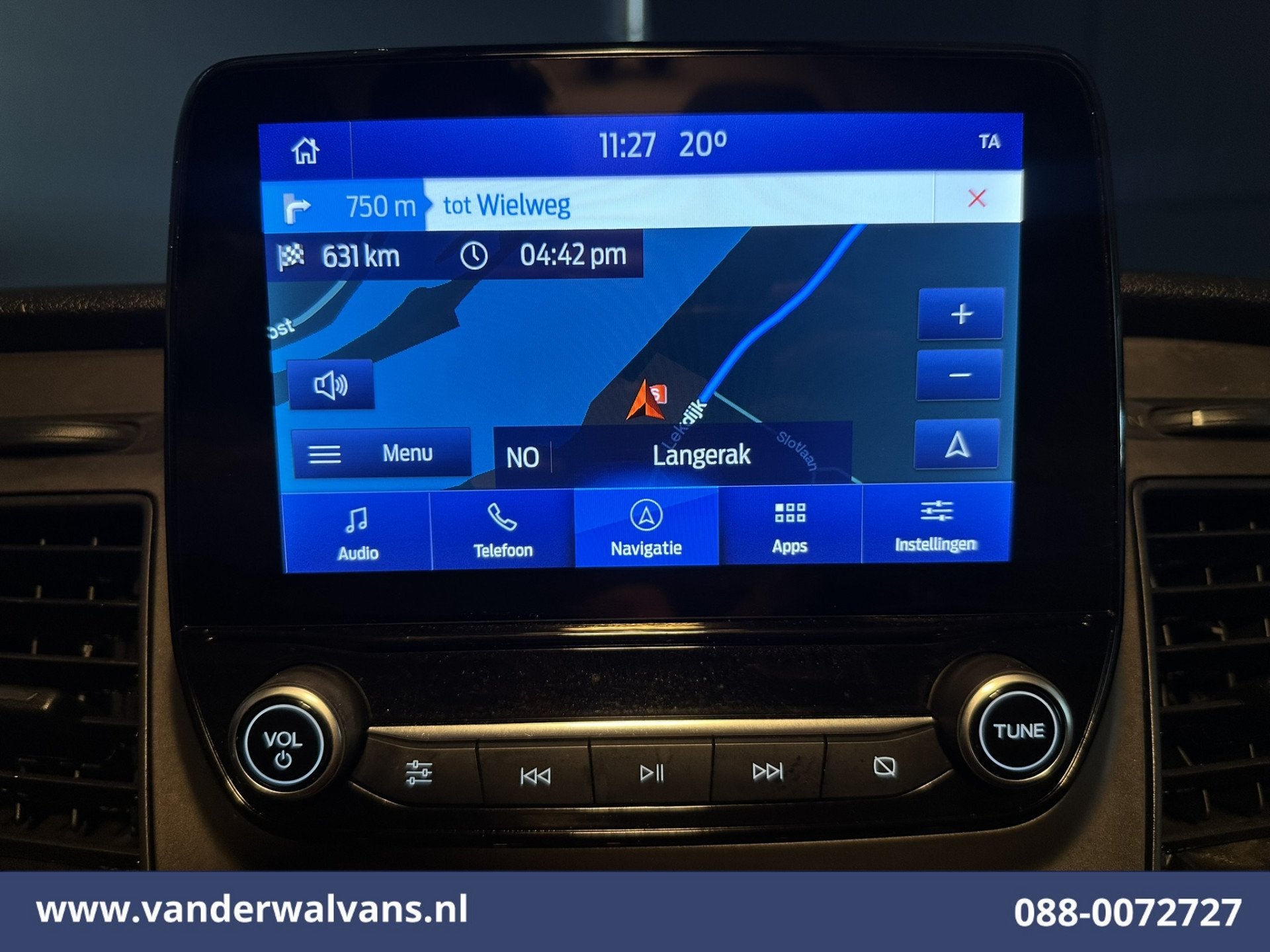 Ford Transit Custom 2.0 TDCI 105pk L2H1 Euro6 Airco | Camera, Auto's, Voorwielaandrijving, Dealer onderhouden, 4 cilinders, 2800 kg