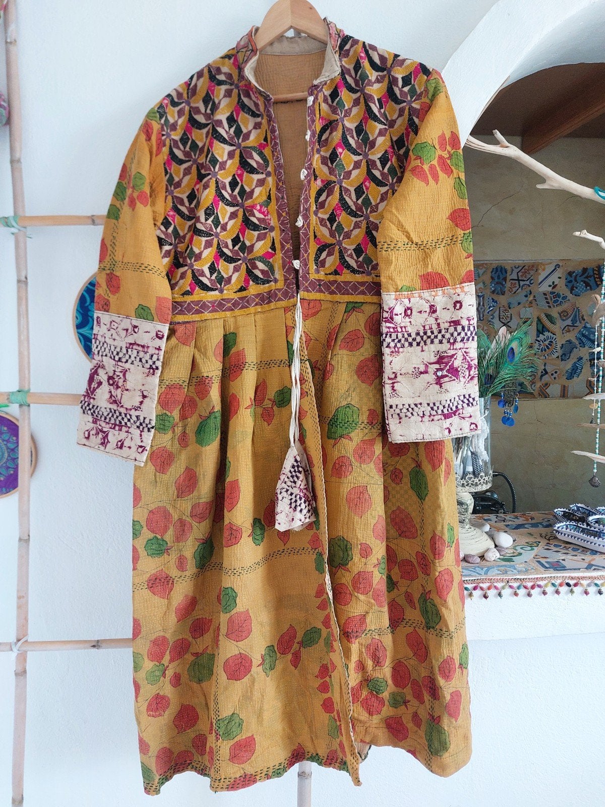 Vintage Indiase Kantha jas met borduurwerk, maat M/L, India, Ophalen of Verzenden, Nieuw