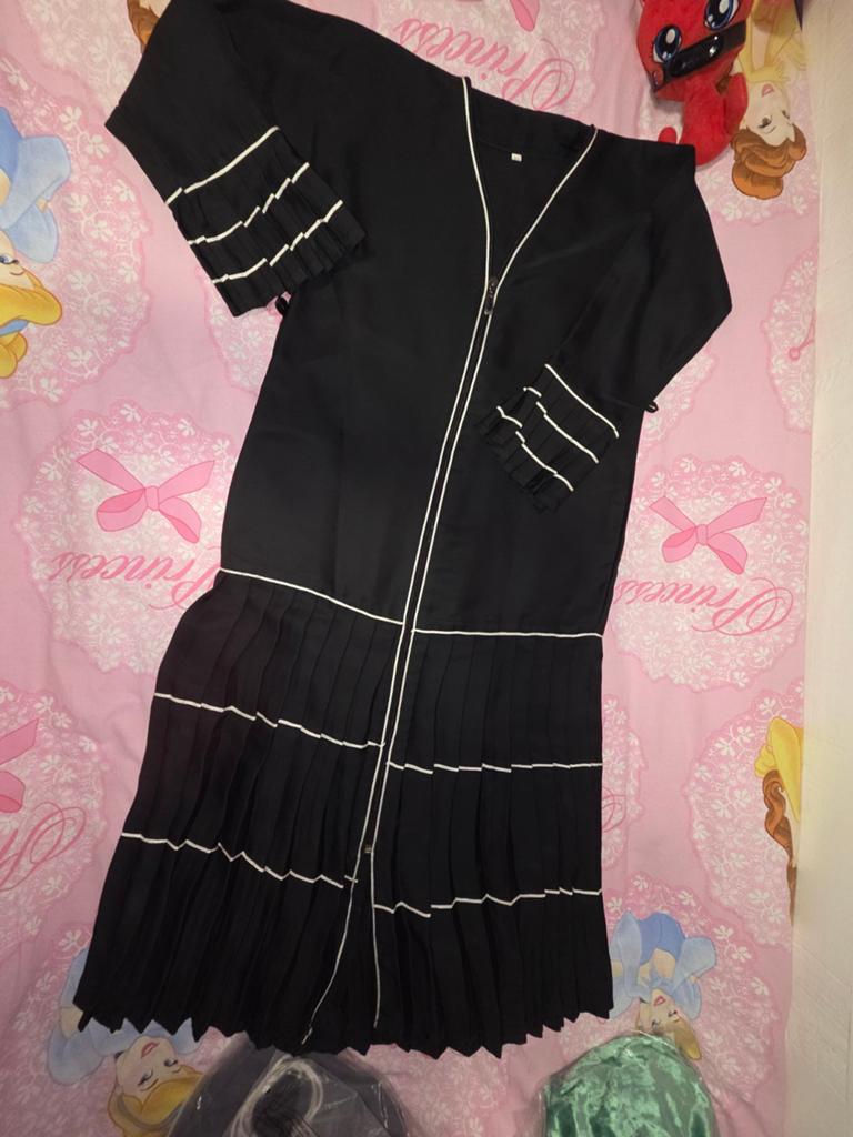Meisjes abaya zwart met wit mt 140/146 nieuw, Ophalen of Verzenden, Nieuw, Meisje, Jurk of Rok