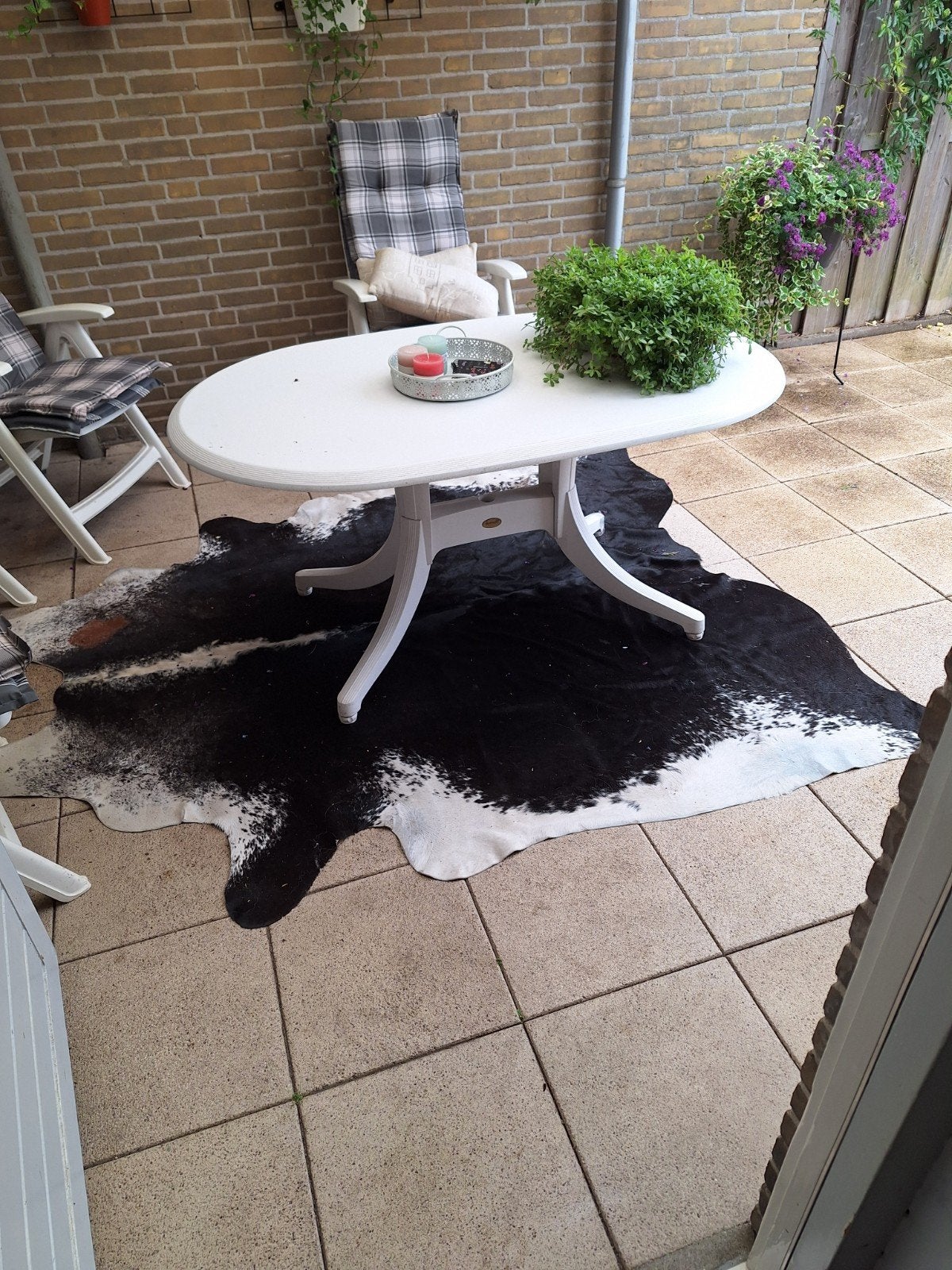 Stijlvol zwart-wit koeienhuid vloerkleed, Gebruikt, 150 tot 200 cm, Ophalen of Verzenden, 150 tot 200 cm