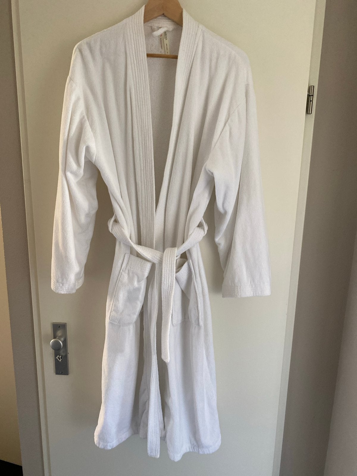 Comfortabele witte badjas, Kleding | Dames, Overige Dameskleding, Ophalen of Verzenden, Zo goed als nieuw