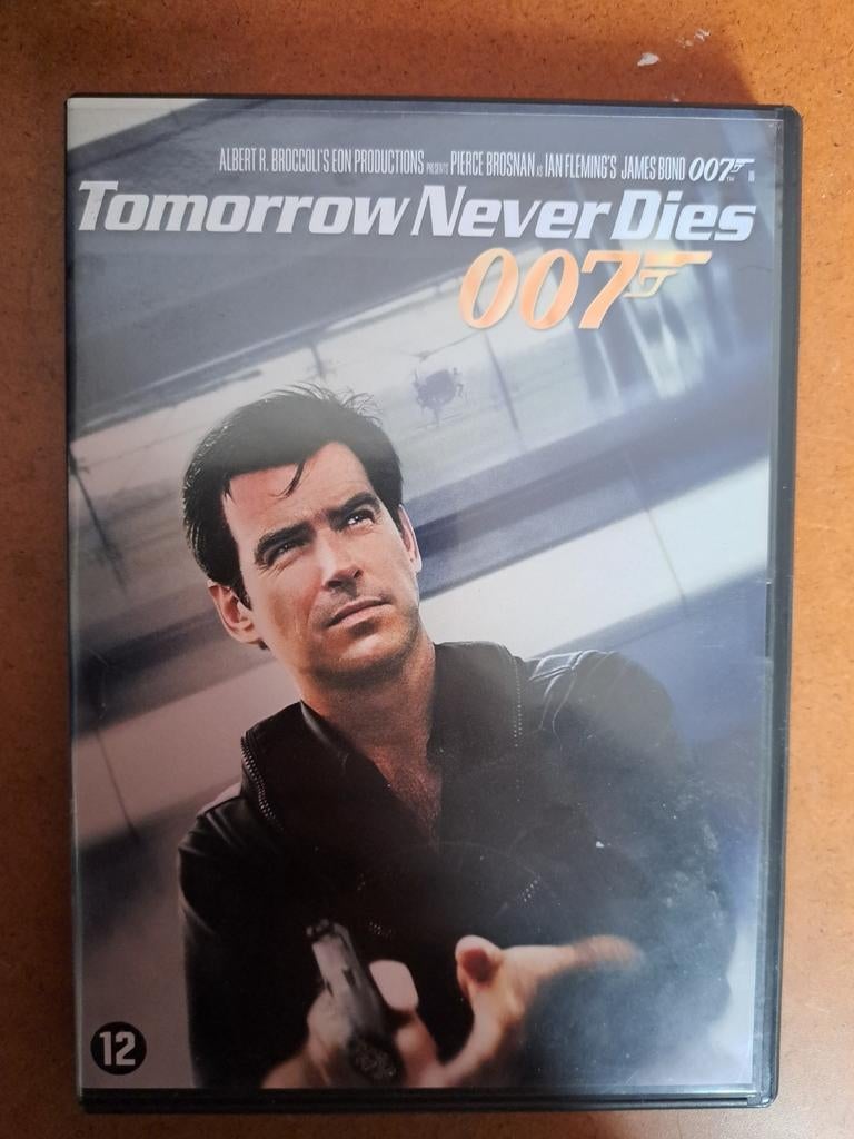 Tomorrow Never Dies dvd James Bond, Cd's en Dvd's, Dvd's | Actie, Vanaf 12 jaar, Ophalen of Verzenden, Zo goed als nieuw