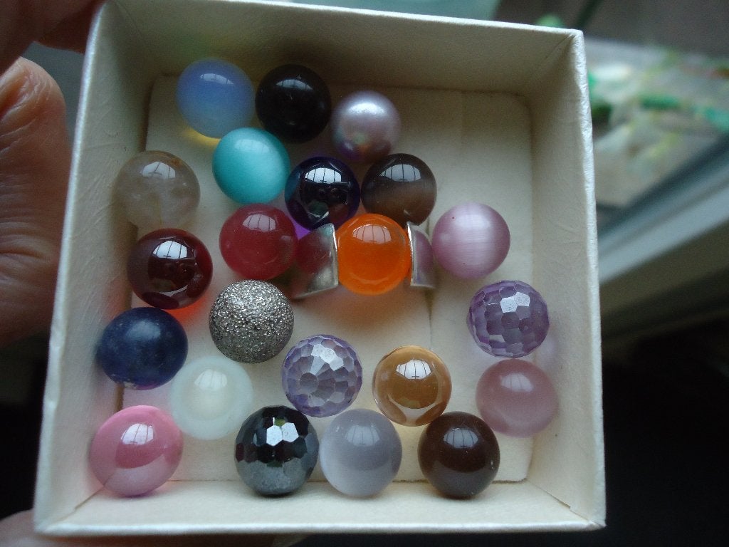 mooie echt zilveren melano ring met heeeel veel balletjes, Gebruikt, Ophalen of Verzenden, Kleiner dan 17, Dame