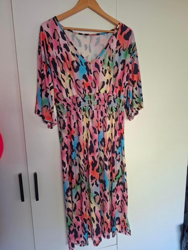 Prachtige roze panterjurk 42-46, Kleding | Dames, Grote Maten, Ophalen of Verzenden, Zo goed als nieuw, Roze