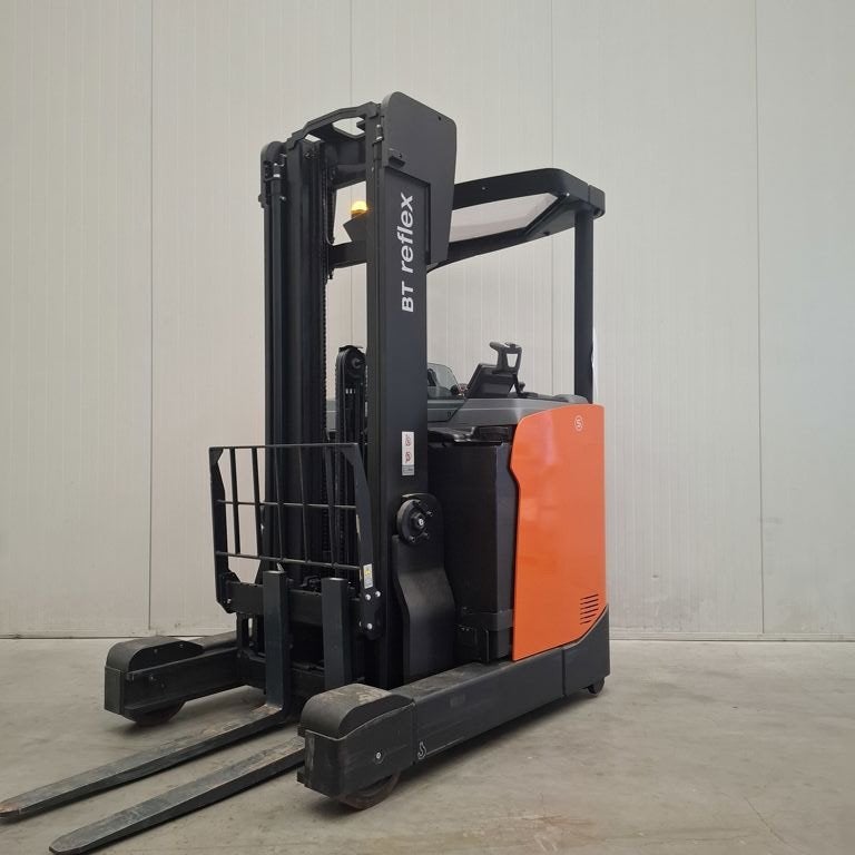 TOYOTA RRE160H, Zakelijke goederen, Machines en Bouw | Heftrucks en Intern transport, Reachtruck, Overige aandrijving, 1000 tot 2000 kg