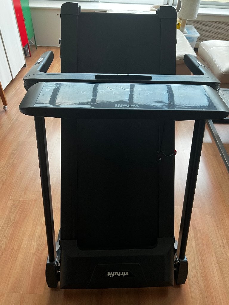 Foto 3 van VirtuFit TR‑90i Loopband