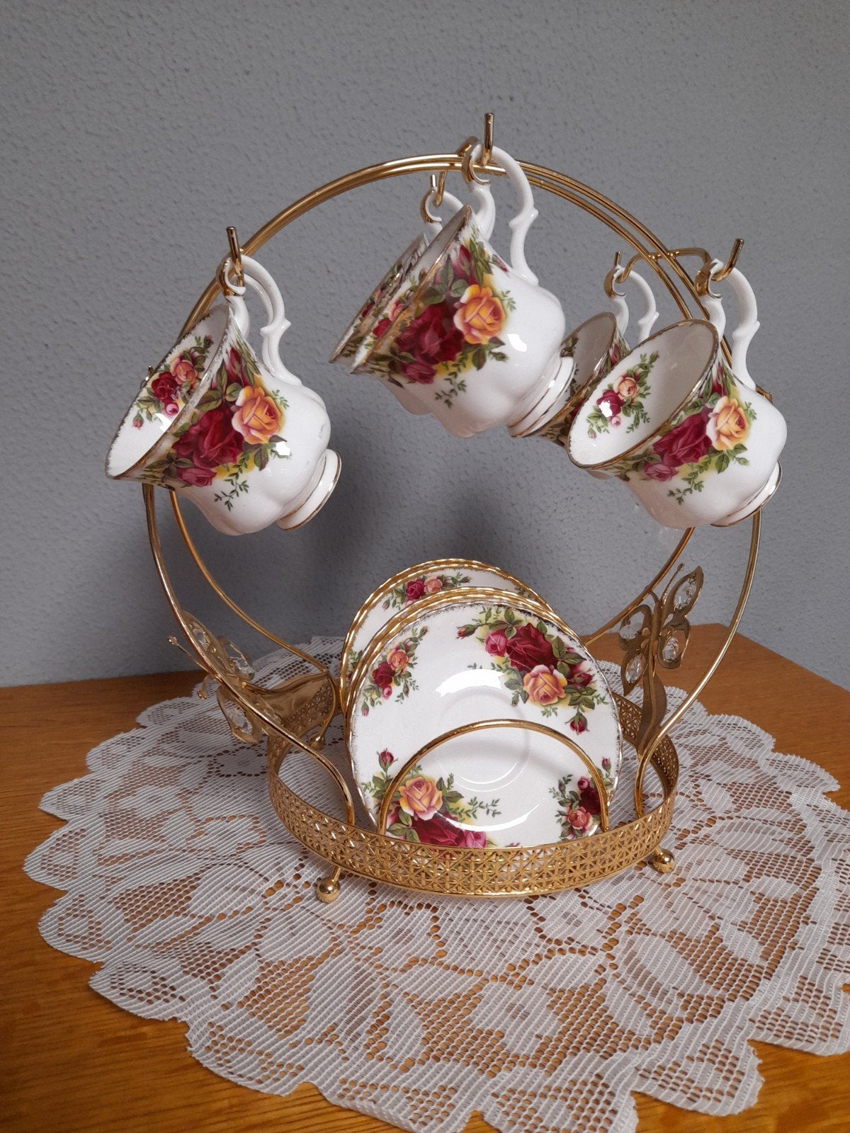 Royal albert old country kopjes met kommen rek, Ophalen of Verzenden
