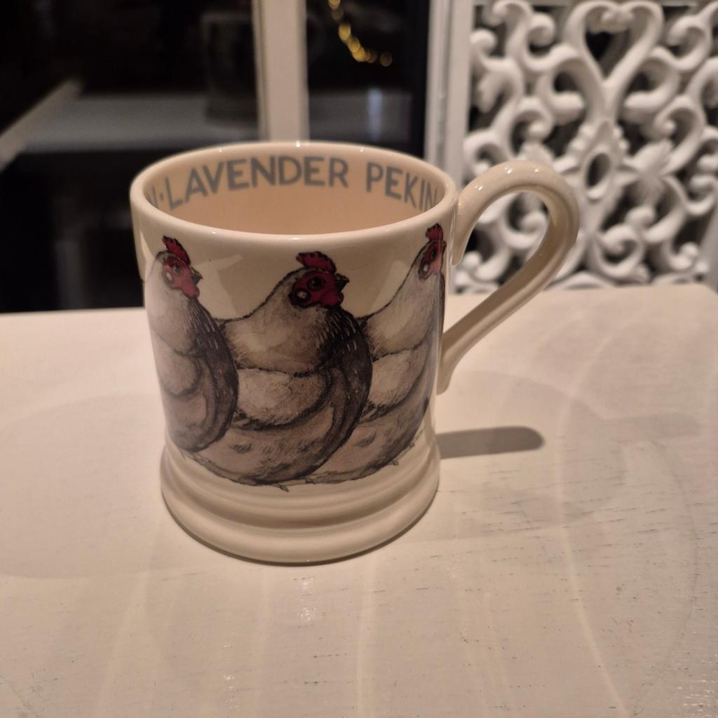 Zeldzaam Emma Bridgewater mok 0.5 1/2pt Lavender Pekin kip, Ophalen of Verzenden, Zo goed als nieuw, Overige stijlen, Kop(pen) en/of Schotel(s)
