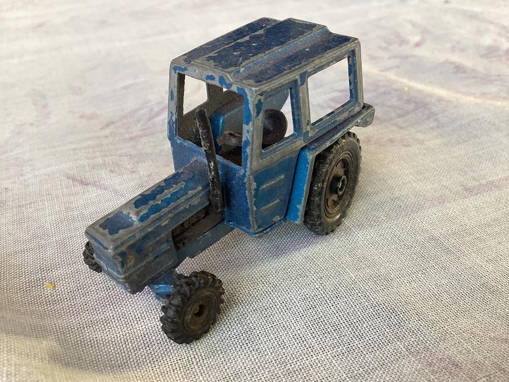 Zetor tractor van Playart., Hobby en Vrije tijd, Modelauto's | Overige schalen, Gebruikt, Ophalen of Verzenden
