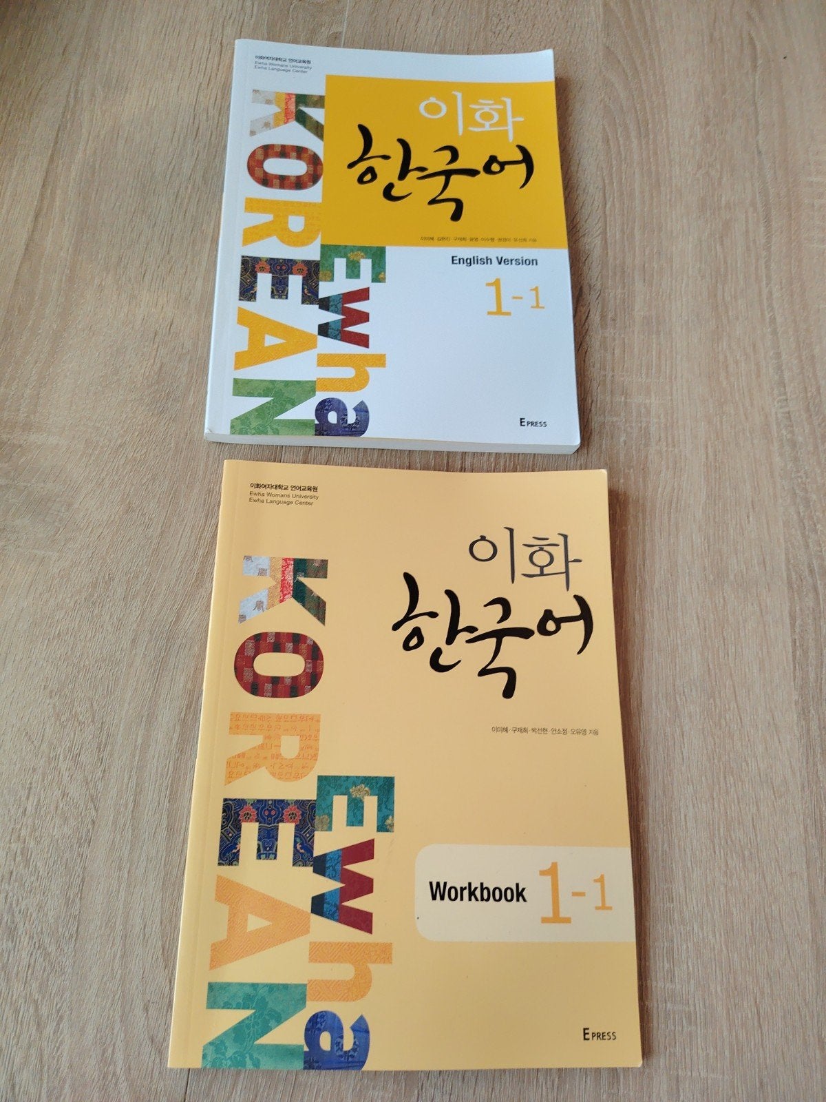 Ewha Korean 1-1 Leerboek & Werkboek (Engelse versie), Engels (voor instructies), Koreaans (voor inhoud), Non-fictie, Ophalen of Verzenden