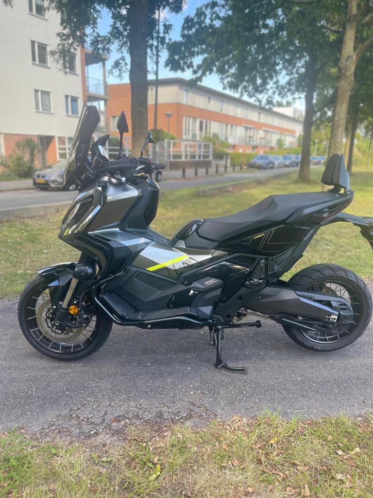 Honda X-ADV 750 – BJ 2024 – Nieuwstaat, Motoren, Motoren | Honda, Scooter, Particulier