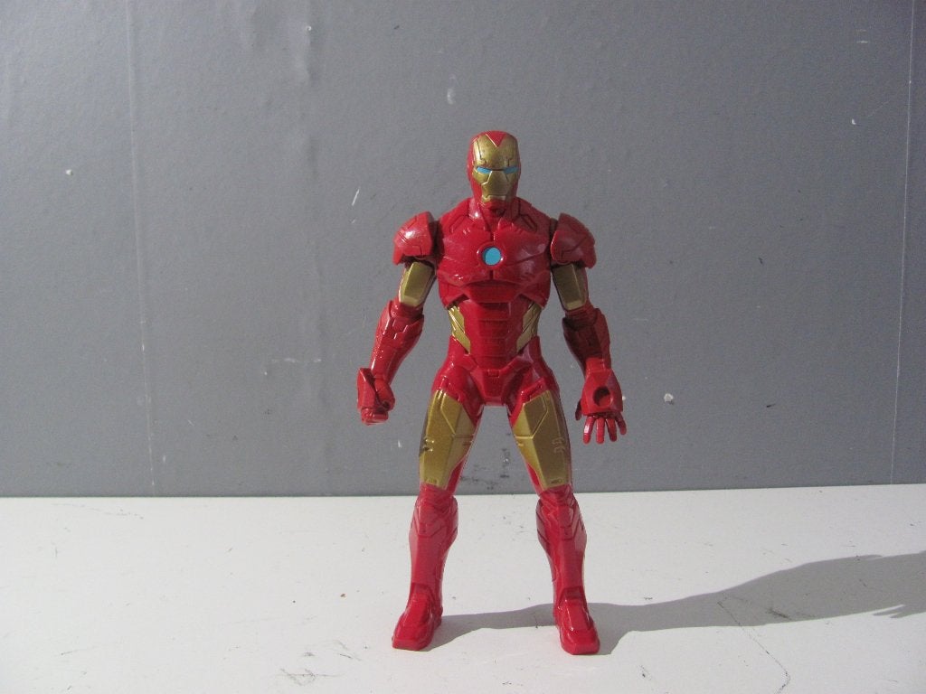 actiefiguur ironman 24cm hoog ,kan armen bewegen, Ophalen of Verzenden