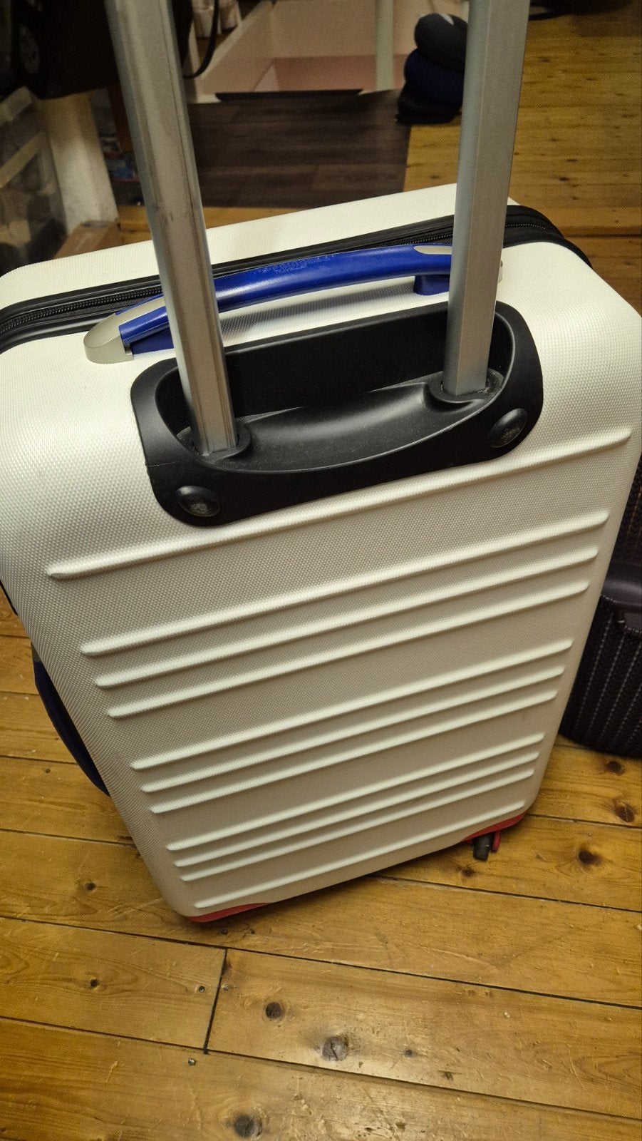 Hardshell reiskoffer Princess rood wit blauw, Gebruikt, Hard kunststof, 35 tot 45 cm, Wieltjes