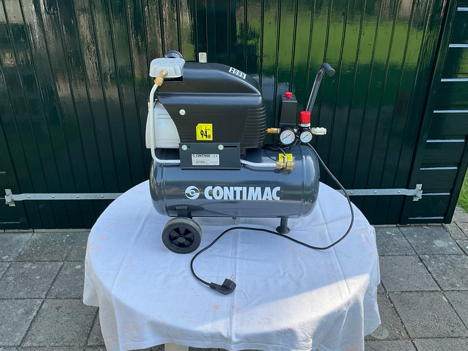 Contimac Compressor CM 235/8/24 W - Nagenoeg nieuw, Ophalen, 6 tot 10 bar, Zo goed als nieuw, 200 tot 400 liter/min