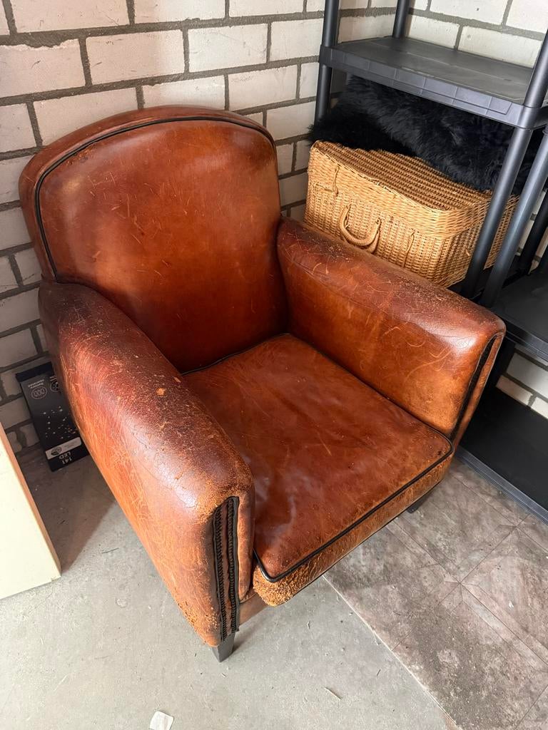 Bruine leren stoel - Opknapper met karakter, Huis en Inrichting, Stoelen, Gebruikt, Eén, Leer, Bruin, Ophalen
