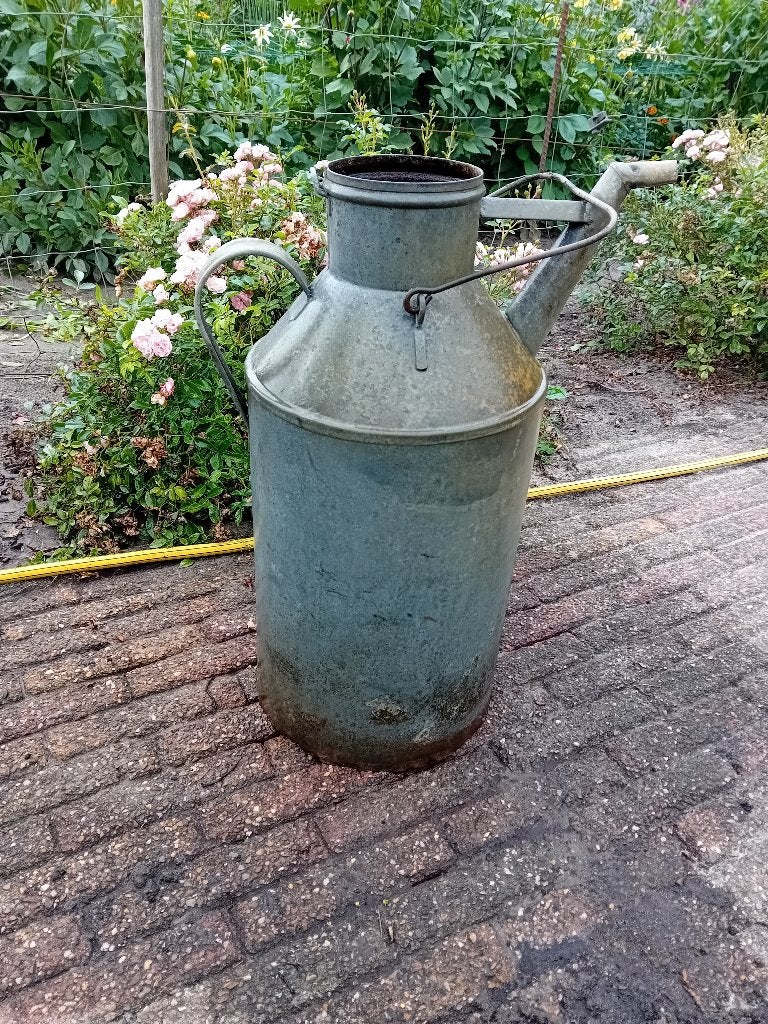 Zinken melkkan, Antiek en Kunst, Ophalen
