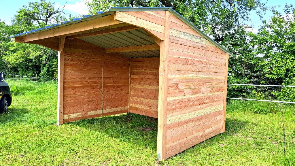 Schuilstal 3x4m in massief Douglashout., Dieren en Toebehoren, Stalling, 2 of 3 paarden of pony's