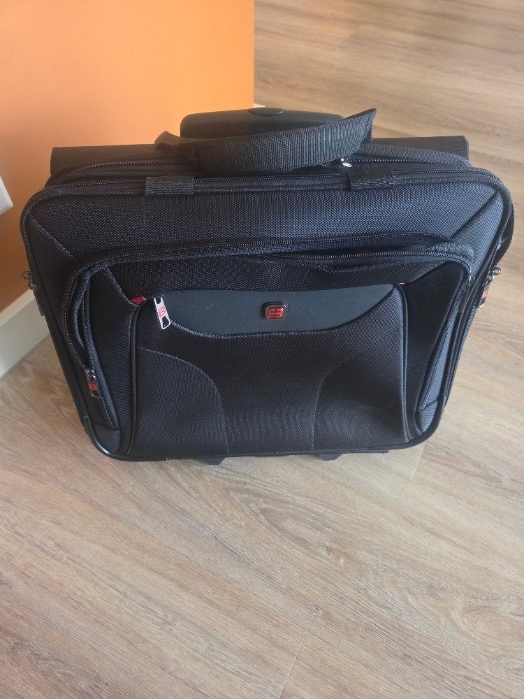 businesstrolley / laptoptas, Computers en Software, Laptoptassen, 17 inch of meer, Ophalen of Verzenden, Zo goed als nieuw, Overige merken