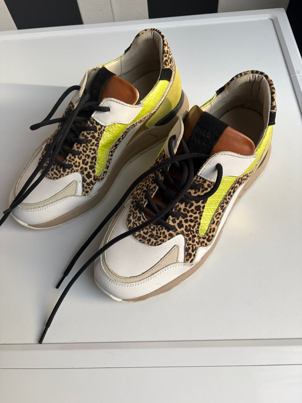 Dames schoenen maat 39, Ophalen, Zo goed als nieuw, Zwart, Sneakers of Gympen