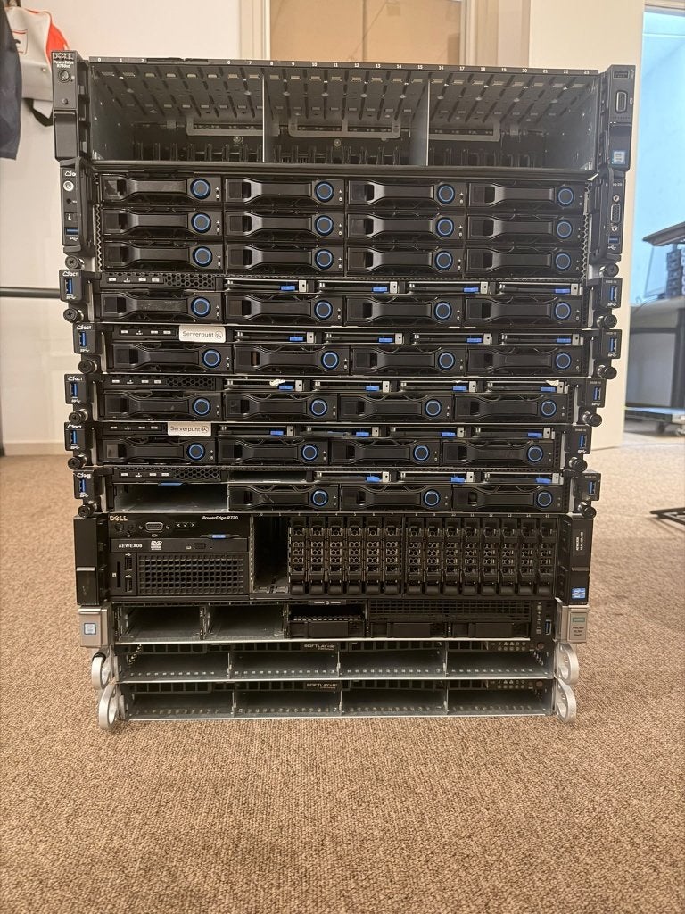 Partij 11 rackservers, Ophalen, 5048ab, Gebruikt, Hot swappable onderdelen