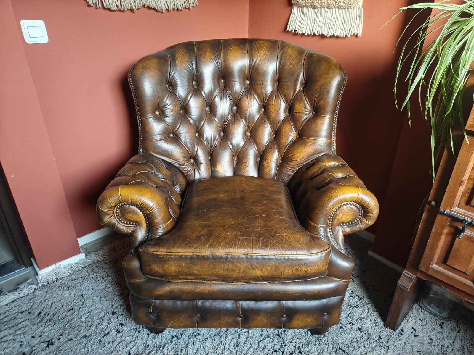 Chesterfield fauteuil in bruin leer, Huis en Inrichting, Ophalen, Gebruikt, 75 tot 100 cm, Leer