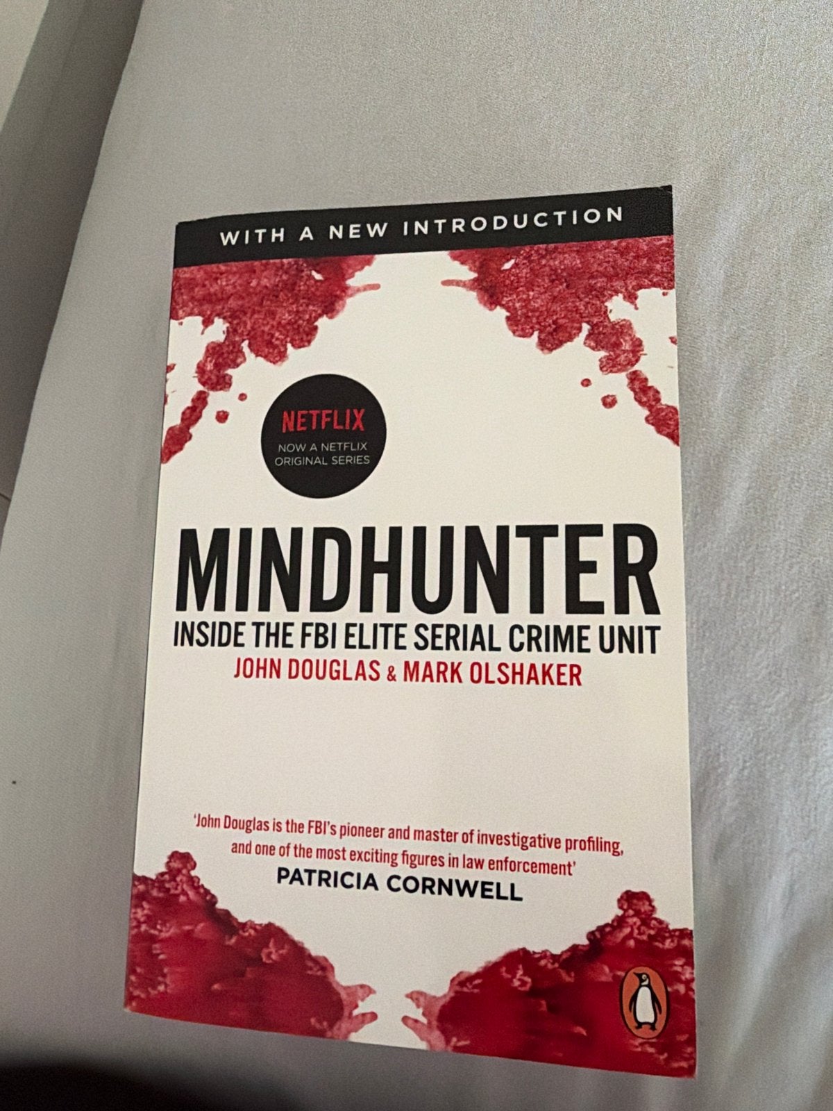 Mindhunter: Inside the FBI Elite Serial Crime Unit, Boeken, Ophalen of Verzenden, Zo goed als nieuw, Tv-bewerking