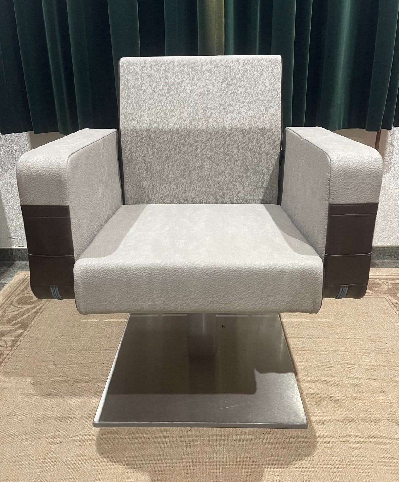 Dames kappersstoelen Greiner, Huis en Inrichting, Ophalen, 75 tot 100 cm, Zo goed als nieuw, Modern