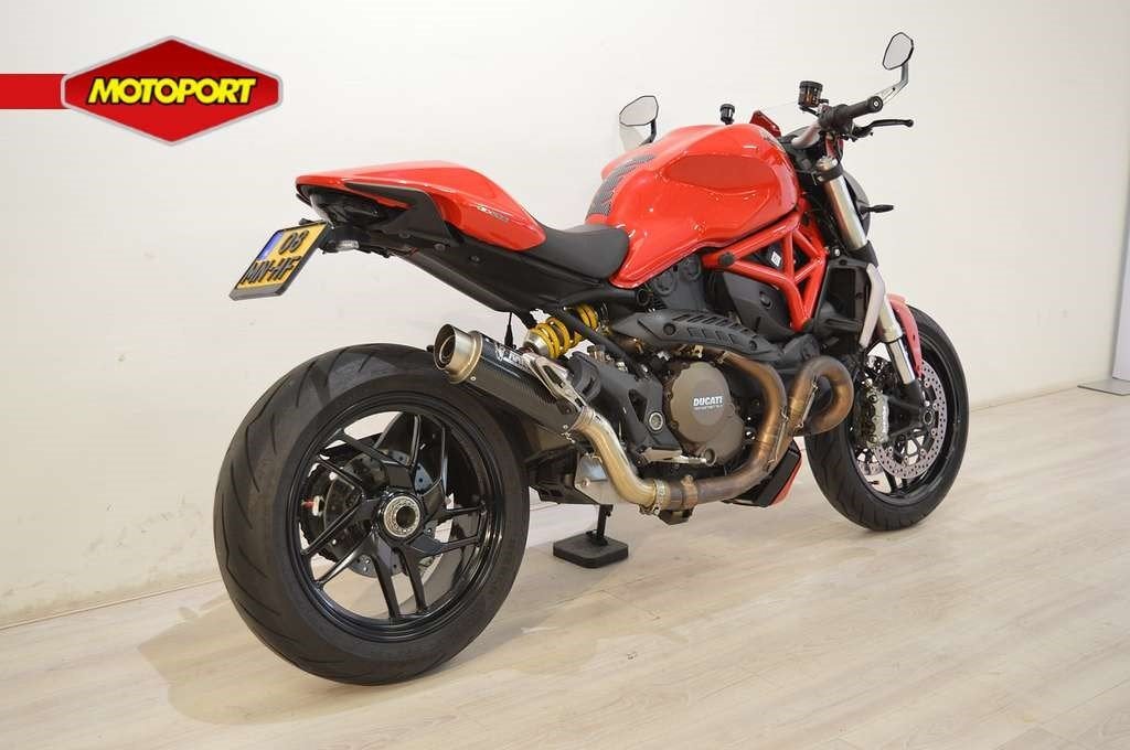 Ducati MONSTER 1200 (bj 2016), Bedrijf, Distributeur@ducati.fr, DUCATI WEST EUROPE SAS, 390, rue d' Estienne d'Orves
92701  COLOMBES CEDEX, FR