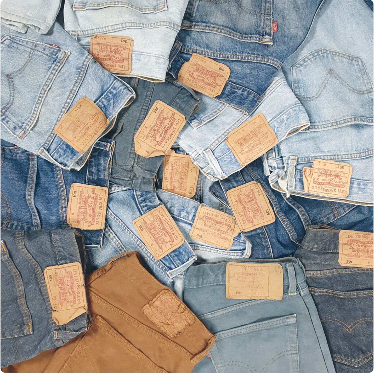 Suppliers 1989 vinted resell box met 30x levis vrouwen, Ophalen