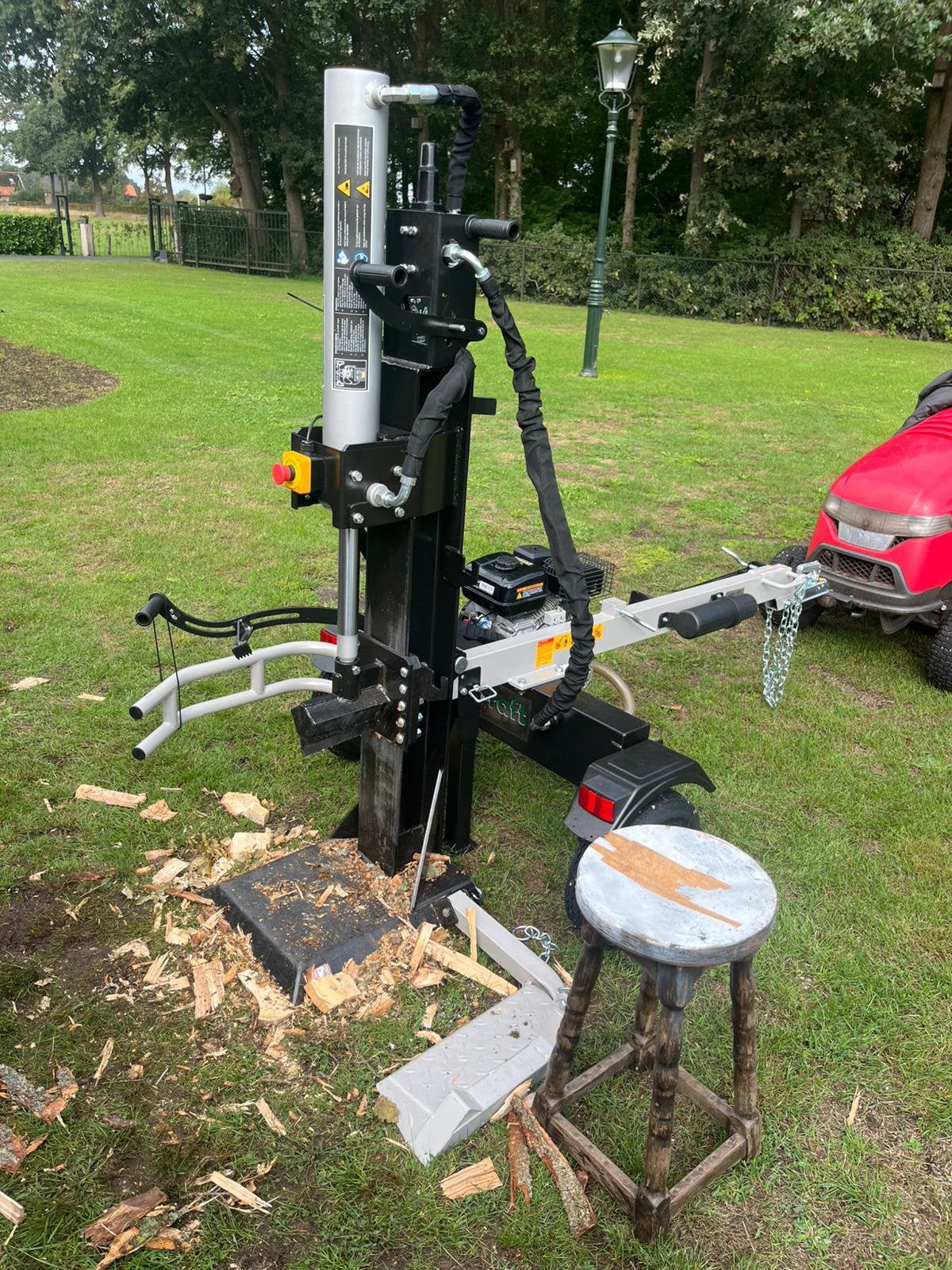 22 tons kloofmachine met benzine motor te huur!, Tuin en Terras, Kloofmachines, Ophalen, Nieuw, Benzine, Staand
