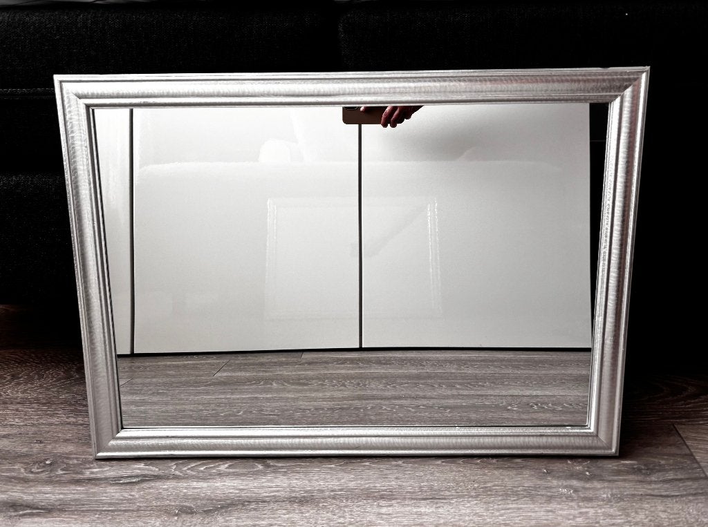 spiegel met houten lijst maat: 70x50 cm zilver kleur, Huis en Inrichting, Ophalen, Gebruikt, Minder dan 100 cm, Rechthoekig