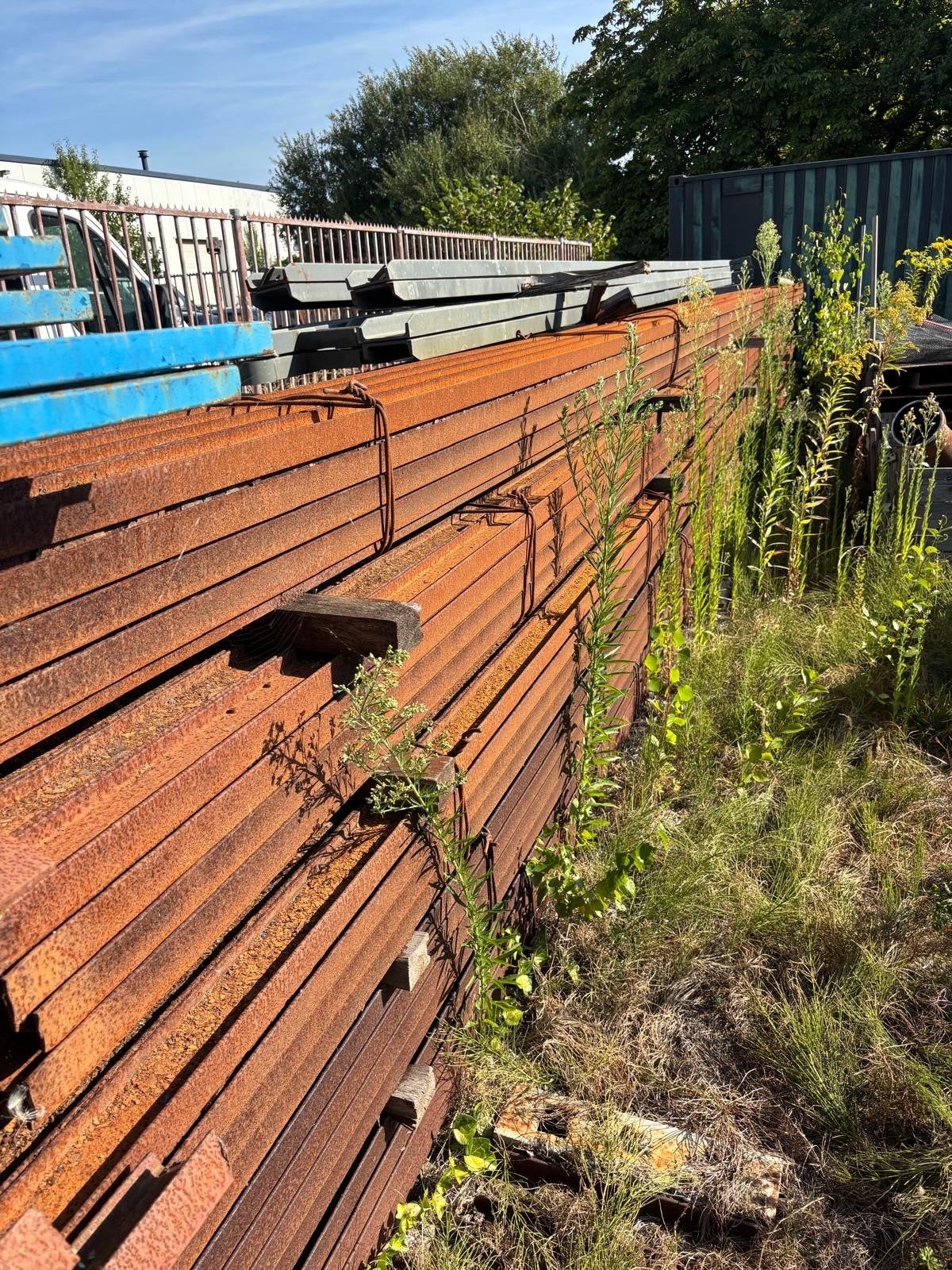 Diverse staalconstructies en steigeronderdelen, Ophalen of Verzenden