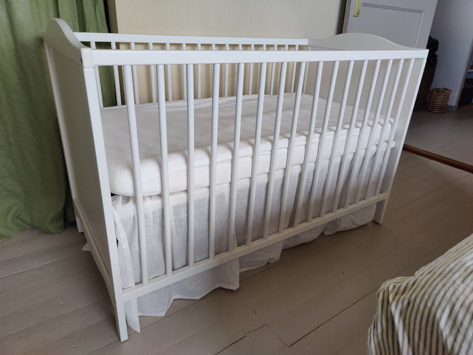 ledikant 60x120 met nieuw matras + bedrok, Ophalen, Minder dan 140 cm, Minder dan 70 cm, Matras