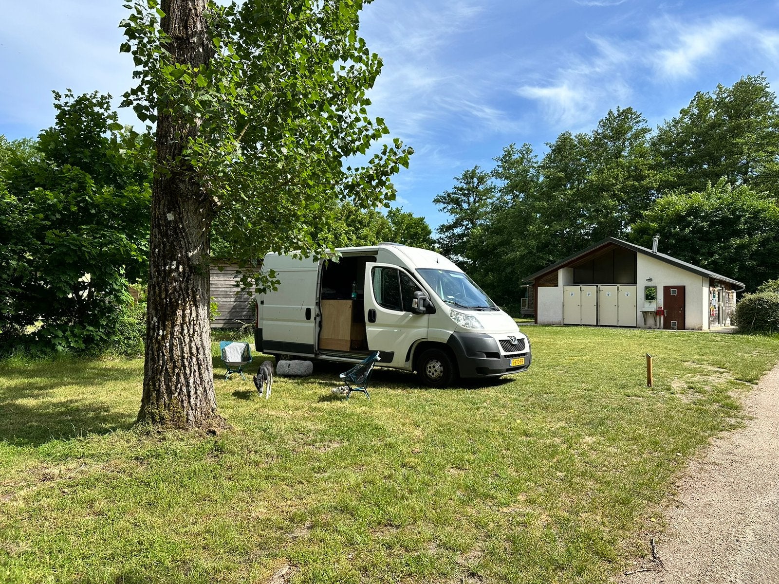 Bus camper - Peugeot Boxer zelfbouw L2H2 128PK - 2013, Overige merken, Buscamper of Camperbus, Dakluik, Tot en met 2