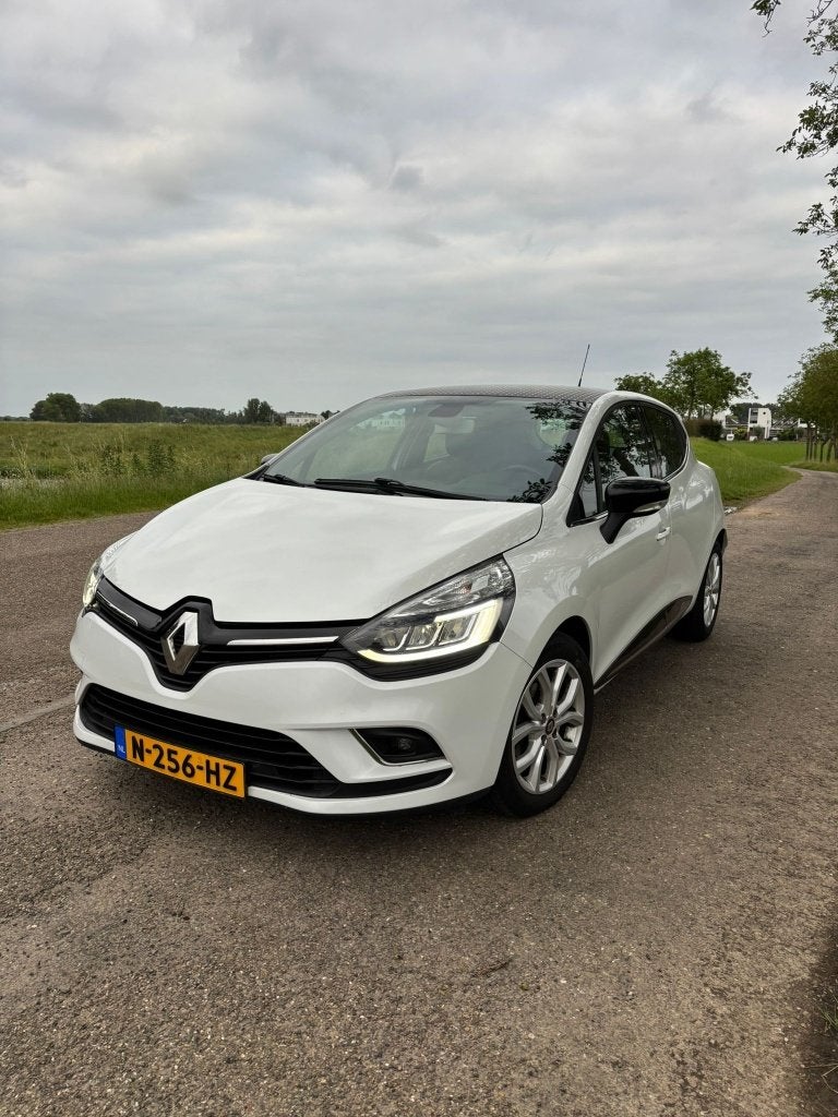 Renault Clio Intens 0.9 TCe | R-Link Navi | Keyless, Leder en Stof, 1200 kg, Handgeschakeld, Particulier
